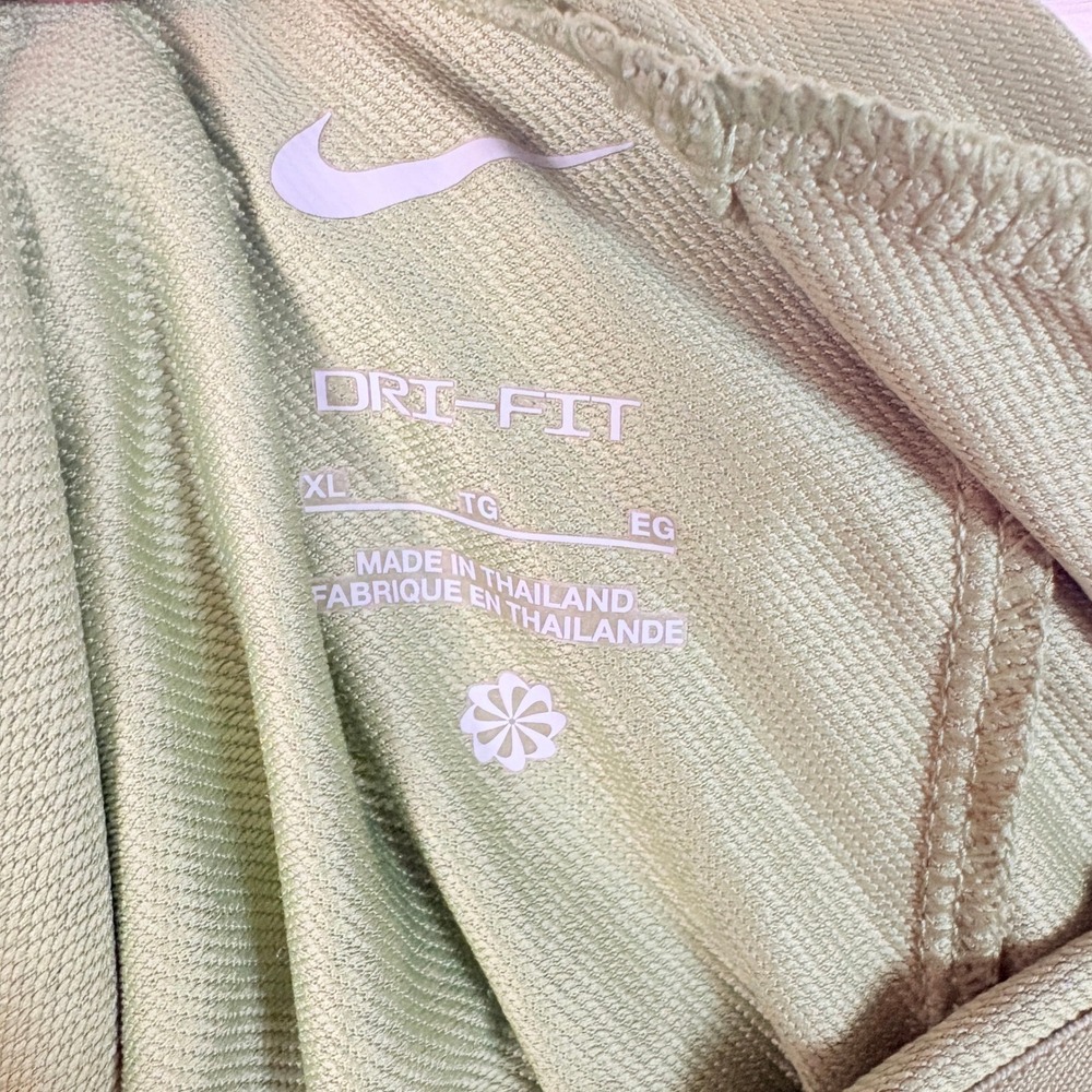 Nike‎ Kids Size XL Dri Fit Athletic Shorts Lot Green & Floral Elastic Waistband - Picture 2 of 16